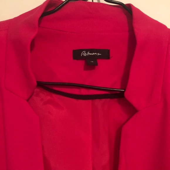 Beautiful ladies Pink Blazer - Picture 2 of 6